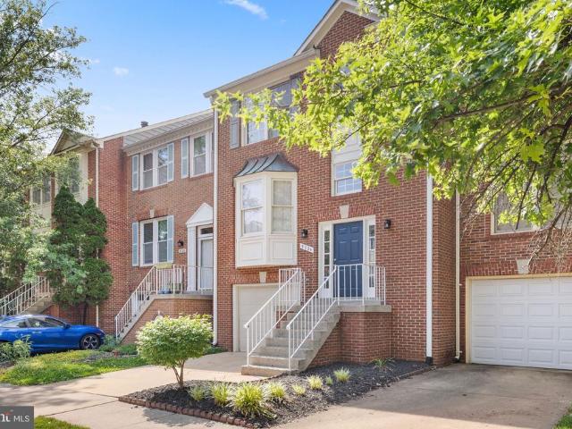 Townhouse for sale in Virginia