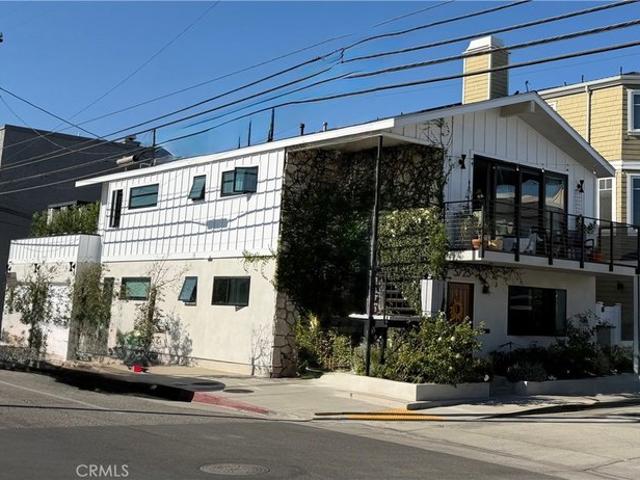 House for sale in Long Beach, California