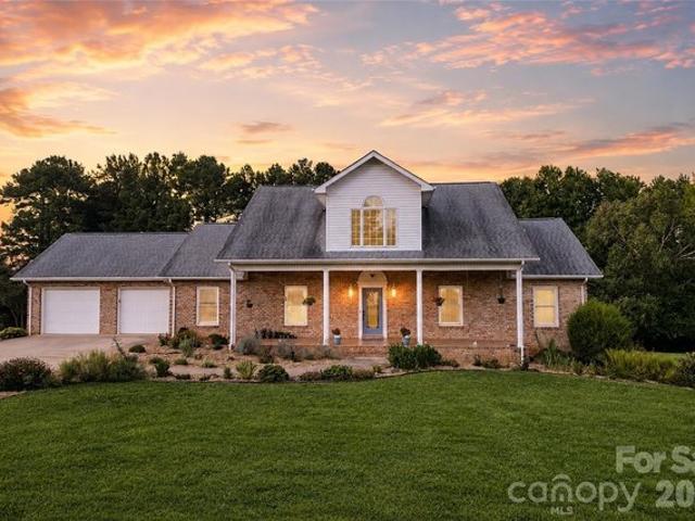 House for sale in Granite Falls, North Carolina