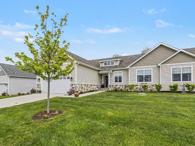 Condo for sale in Hamburg, Michigan