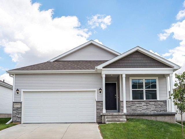 House for sale in Urbandale, Polk County