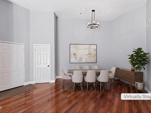 Condo for sale in Oak Park, California