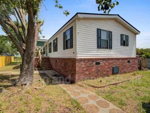 House for rent in Charleston