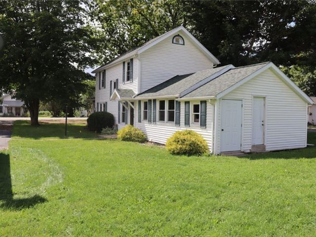 House for sale in Stafford, New York