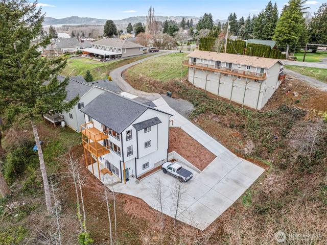 House for sale in Cathlamet, Washington