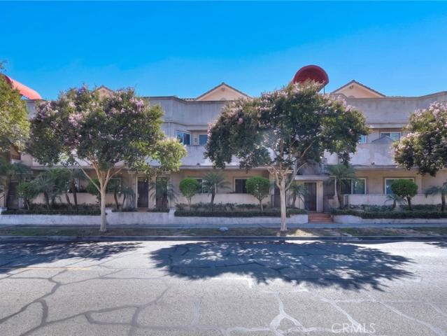Townhouse for sale in Burbank, California