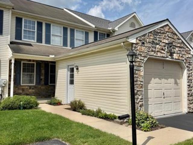Townhouse for sale in Manheim, Lancaster County