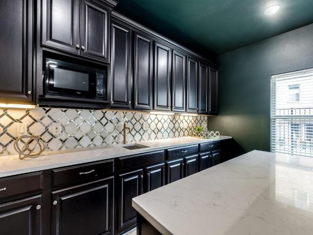 Townhouse for sale in Lewisville