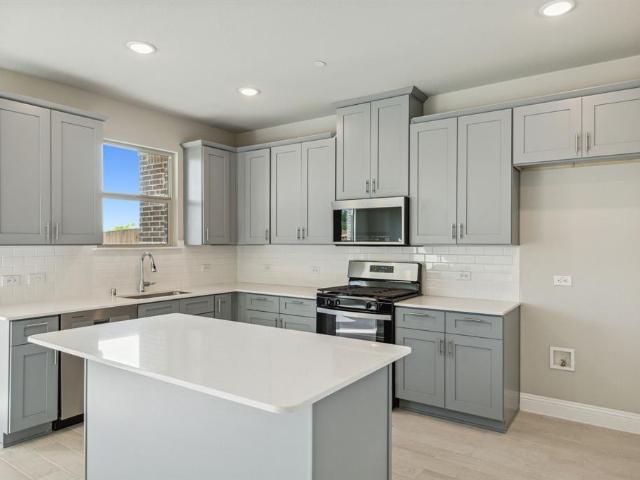 Townhouse for sale in Lewisville