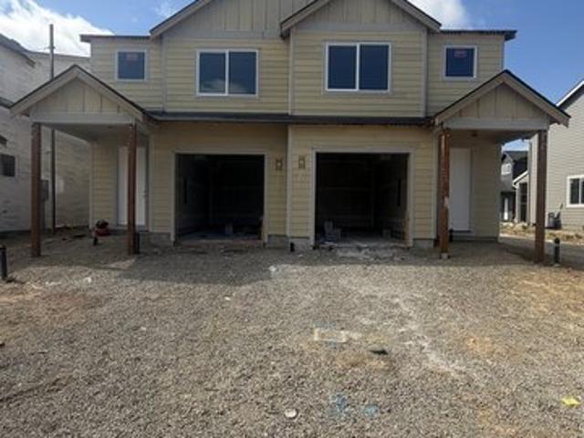 Townhouse for sale in Oregonia