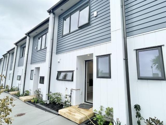 Apartment for rent in Waitākere, Waitākere Ranges