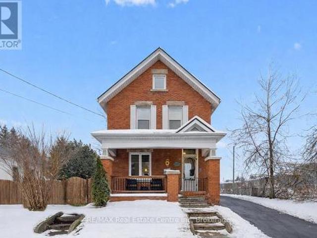 House for sale in Guelph, Ontario