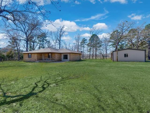 Farm for sale in Palestine, Texas