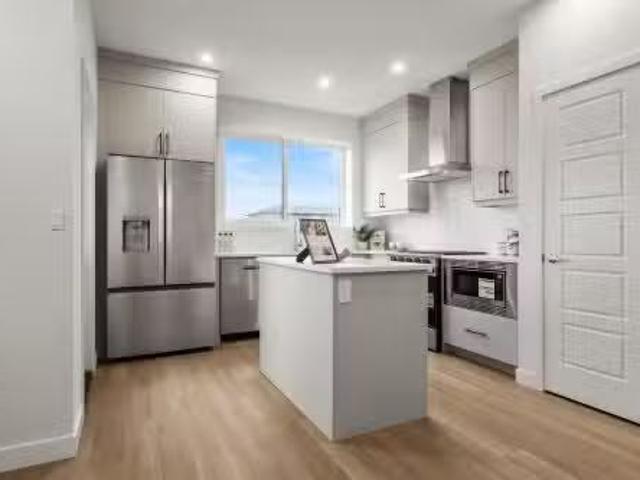 House for sale in Wedgewood, Alberta