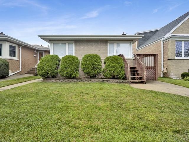 House for sale in Chicago Park, Illinois