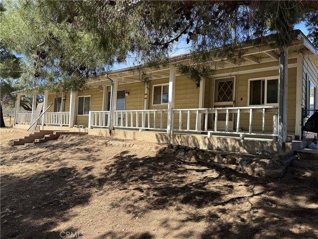 House for sale in Anza, California
