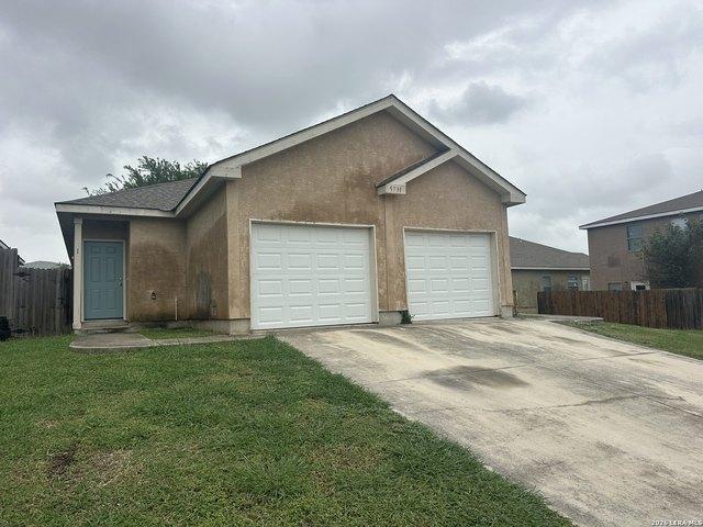 House for sale in Leesville, Texas