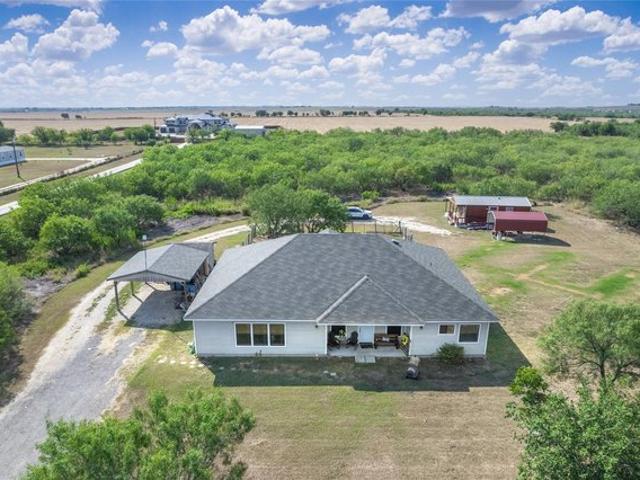 House for sale in Martindale, Texas
