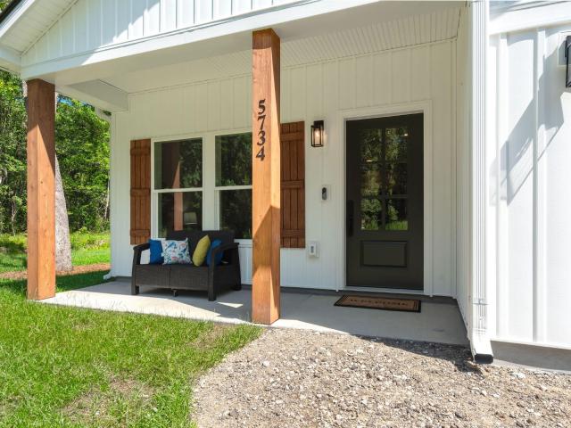 Condo for sale in Ravenel, South Carolina