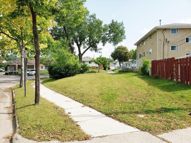 Land for sale in Wenonah, Minneapolis