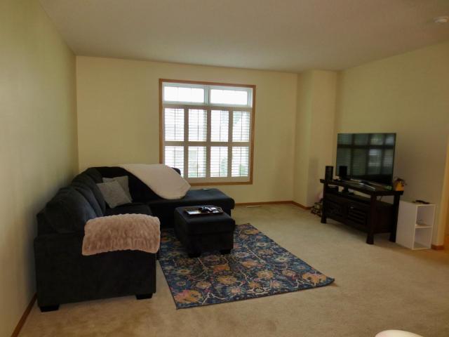 Townhouse for sale in Mound