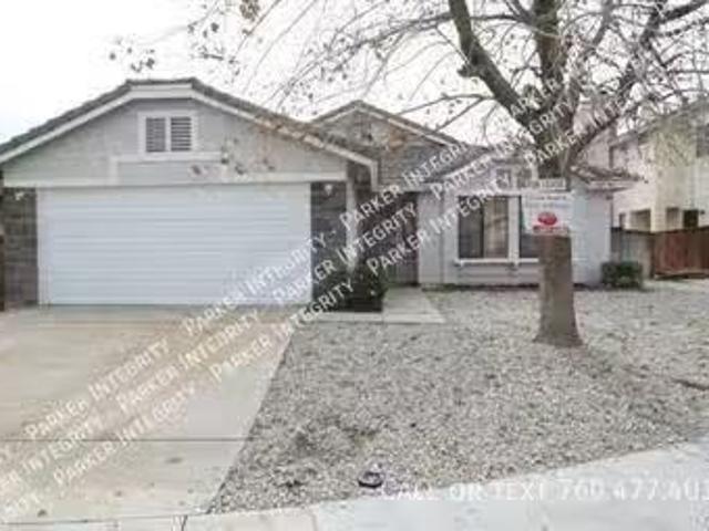 Condo for rent in Fontana