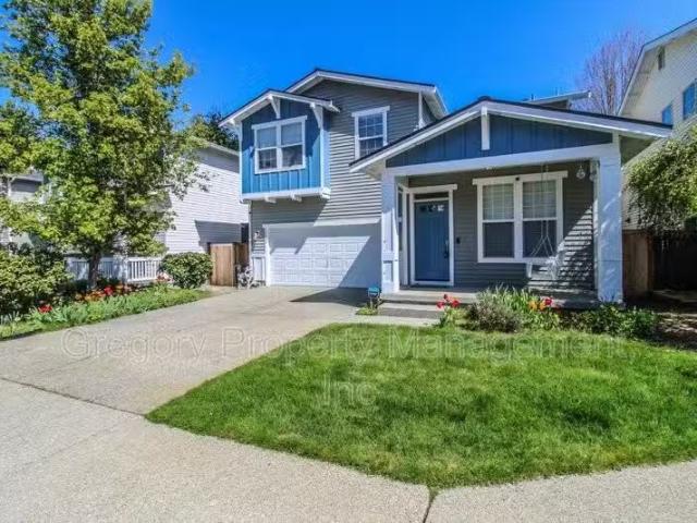 House for rent in Everett