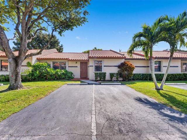 Condo for sale in Cooper City, Florida