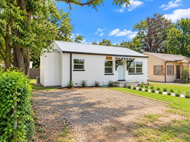 House for sale in Lakeview, Hanahan