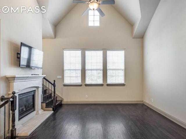 Townhouse for sale in Plano Townhouse for sale in Plano