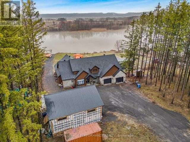 House for sale in Alfred And Plantagenet, Ontario