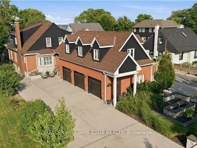 House for sale in Ancaster, Ontario