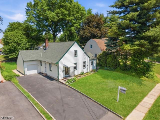 House for sale in Hillside, New Jersey