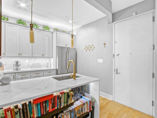Condo for sale in Arverne, New York