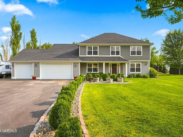 House for sale in Selah, Washington