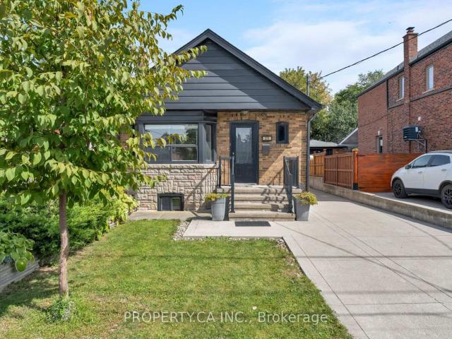 House for rent in Toronto—St. Paul's, Toronto