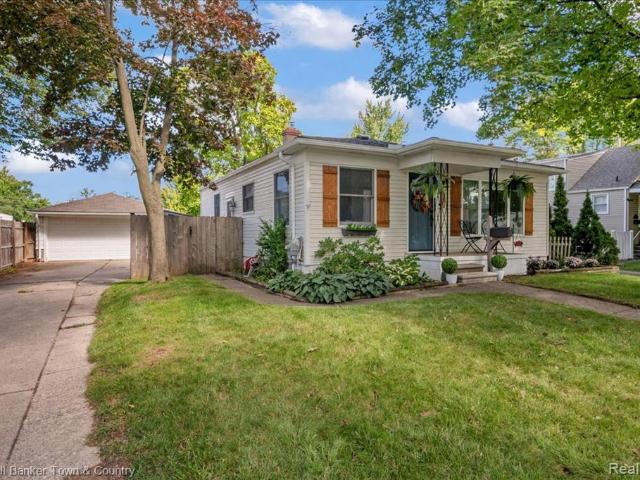 House for sale in Clawson, Michigan