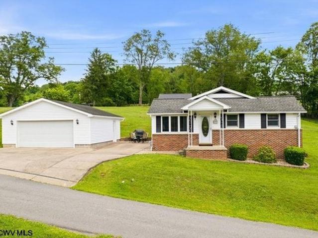 House for sale in West Virginia