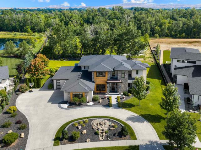 House for sale in Eagle, Idaho