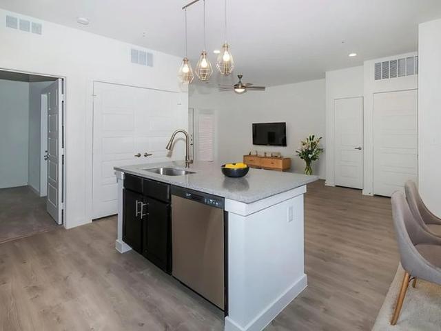 Townhouse for sale in Jefferson, Texas