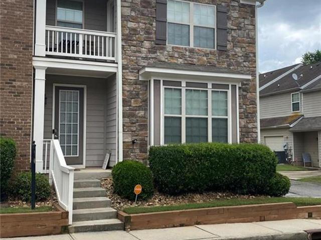 Townhouse for sale in Fairburn, Georgia