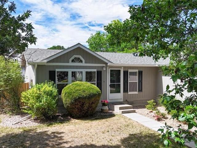 House for sale in Arapahoe, Colorado