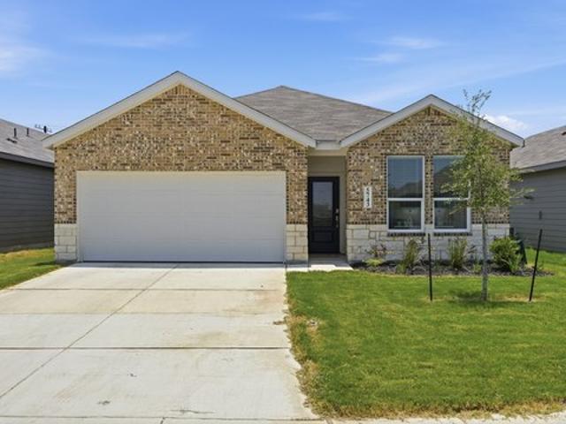 House for sale in Seguin, Texas