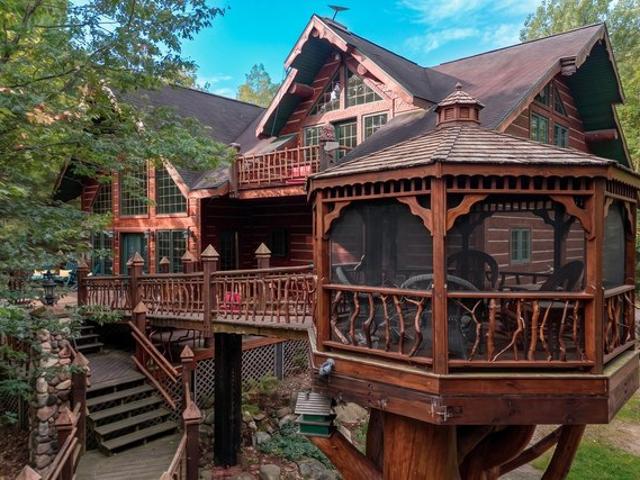 House for sale in Eagle River, Vilas County