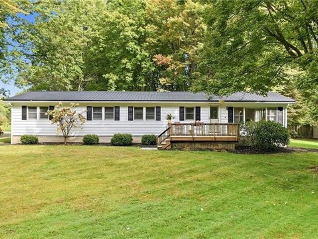 House for sale in Hermitage, Mercer County