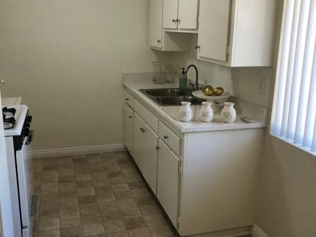 Apartment for rent in Mission Hills Neighborhood Council District, Canoga Park