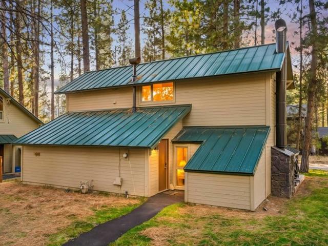 Condo for sale in Sunriver, Deschutes County