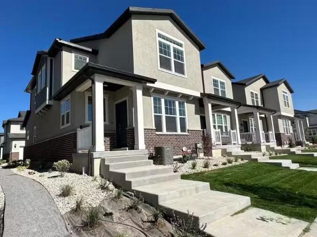 Condo for rent in Magna