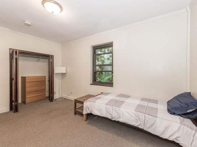 Apartment for rent in Chicago Park, Illinois