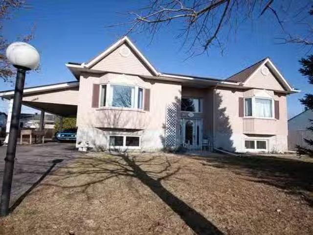 House for sale in Les Jardins-de-napierville, Quebec